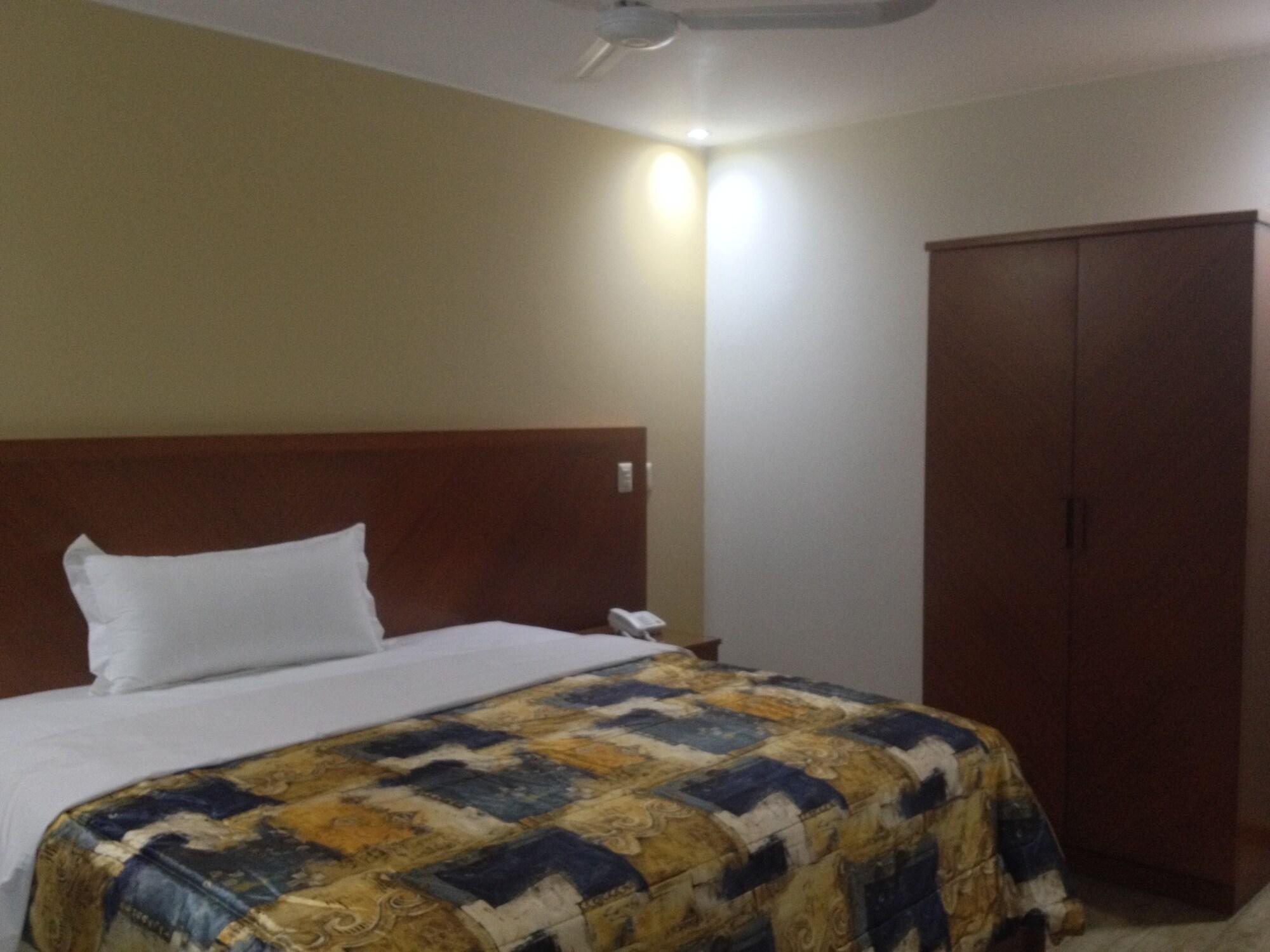 Hotel Esencia Suites Lima Exterior foto